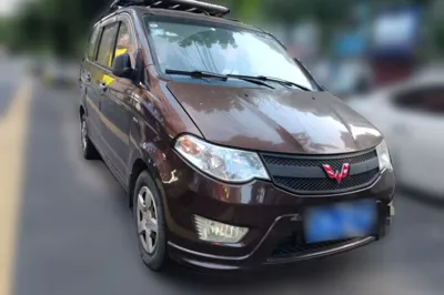 Wuling Hongguang 2015, 52300 км, за 22160 CNY