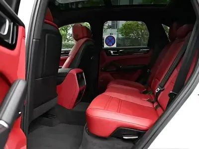 Porsche Cayenne 2020, 73000 км, за 344900 CNY - фото 7