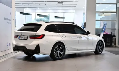 BMW 3-Series 2025, 10136 км, за 45000000 KRW