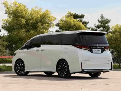 Toyota Vellfire 2024, 22000 км, за 753000 CNY - фото 32