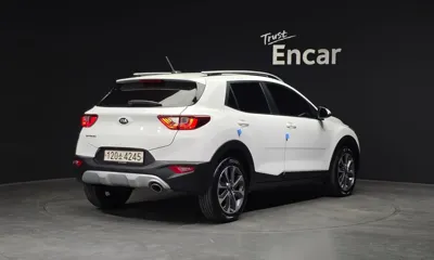 Kia Stonic 2018, 91768 км, за 8990000 KRW