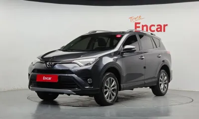 Toyota RAV4 · 2018 год