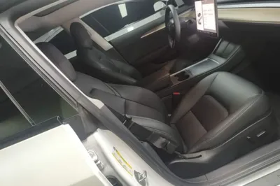 Tesla Model 3 2022, 126600 км, за 141227.81 CNY - фото 31