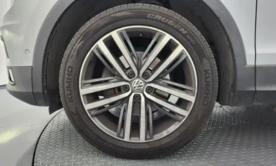 Volkswagen Tiguan 2018, 56799 км, за 23300000 KRW - фото 5