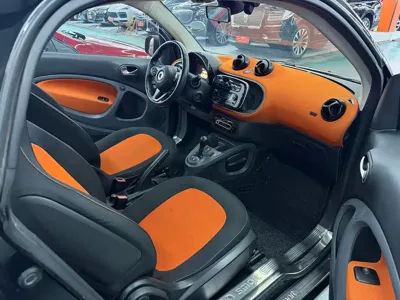 Smart Smart Fortwo 2016, 80000 км, за 39800 CNY - фото 5
