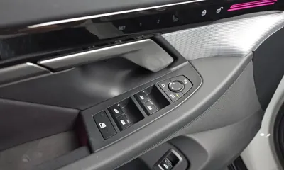 BMW 5-Series 2024, 4107 км, за 59700000 KRW - фото 29