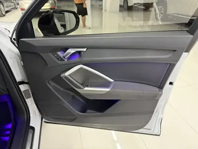 Audi Q3 2023, 47000 км, за 169000 CNY - фото 9