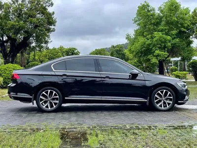 Volkswagen Magotan 2022, 50000 км, за 109800 CNY