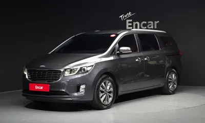 Kia Canival · 2015 год