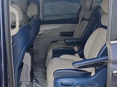 Roewe iMAX8 2021, 73000 км, за 73900 CNY - фото 6