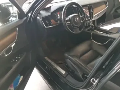 Volvo S90 2019, 145200 км, за 90900 CNY - фото 16