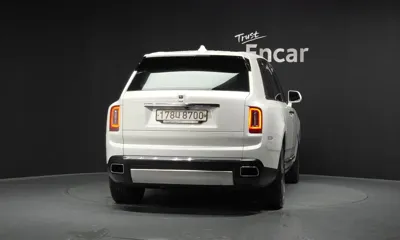 Rolls-Royce Cullinan 2020, 62904 км, за 322000000 KRW