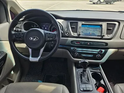 Kia Canival 2016, 105340 км, за 9500000 KRW - фото 15