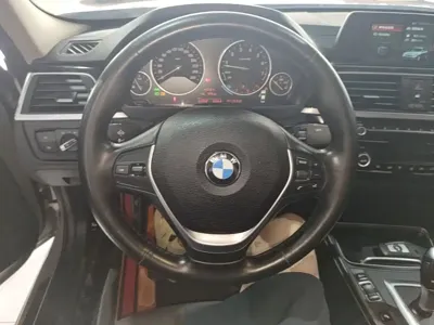 BMW 3 Series 2018, 123699 км, за 81300 CNY - фото 11