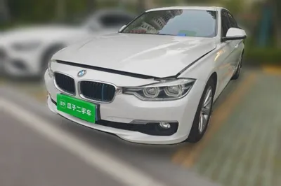 BMW 3 Series · 2017 год