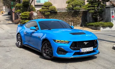 Ford Mustang · 2025 год