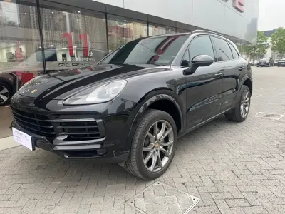 Porsche Cayenne Hybrid · 2022 год
