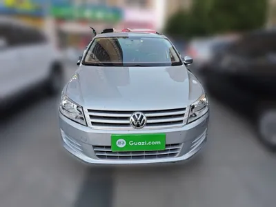 Volkswagen Santana 2015, 29600 км, за 25030.12 CNY