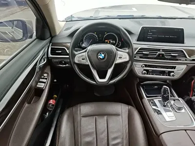 BMW 7 Series 2017, 174700 км, за 141600 CNY - фото 11