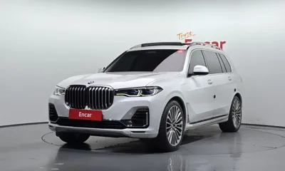 BMW X7 · 2022 год