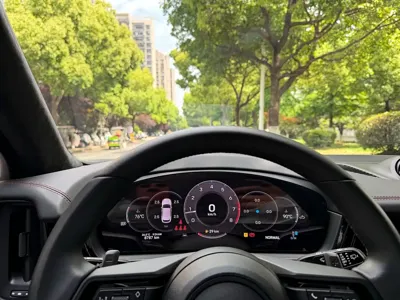 Porsche Cayenne 2025, 8000 км, за 698000 CNY - фото 16