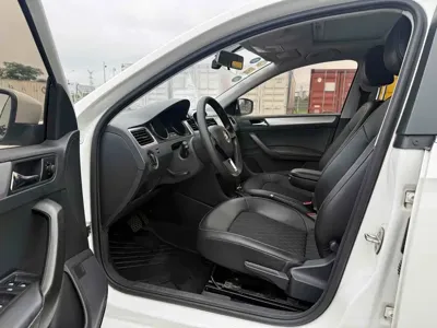 Skoda Rapid Spaceback 2018, 73000 км, за 29800 CNY - фото 7