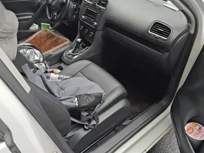 Volkswagen Golf 2012, 98500 км, за 23000 CNY - фото 8