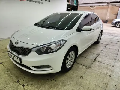 Kia K3 · 2013 год