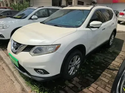 Nissan X-Trail · 2015 год