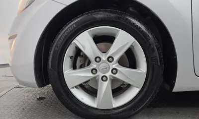 Hyundai Avante 2014, 175650 км, за 3800000 KRW - фото 5