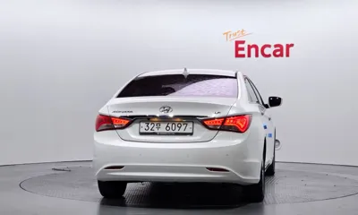 Hyundai Sonata 2013, 159483 км, за 5500000 KRW