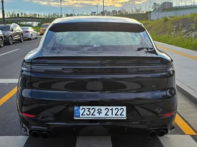 Porsche Cayenne 2025, 14000 км, за 208000000 KRW