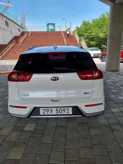 Kia Niro 2017, 115464 км, за 12900000 KRW