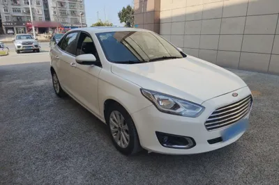 Ford Escort 2017, 63800 км, за 41098.83 CNY - фото 9