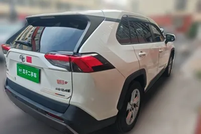 Toyota RAV4 2020, 30099 км, за 104166.97 CNY - фото 6