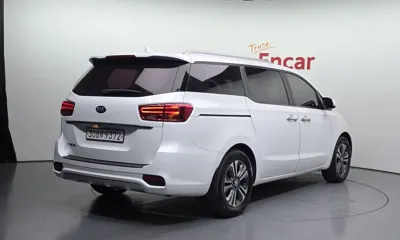 Kia Canival 2019, 176589 км, за 9500000 KRW