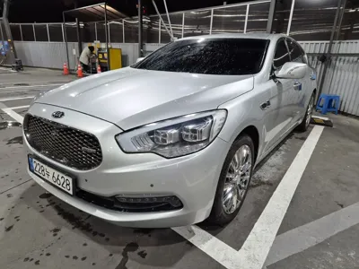 Kia K9 · 2013 год