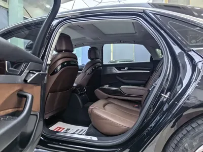 Audi A8 2016, 259000 км, за 128000 CNY - фото 11