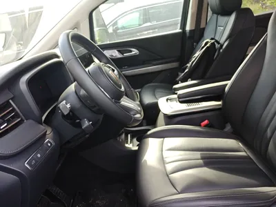 Hongqi HQ9 PHEV 2024, 22599 км, за 225642.6 CNY - фото 18
