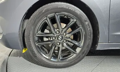 Hyundai Avante 2016, 93647 км, за 7200000 KRW - фото 5