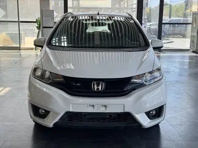 Honda Fit 2015, 60000 км, за 32599 CNY
