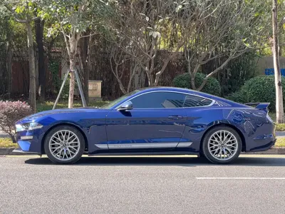 Ford Mustang 2020, 50000 км, за 161600 CNY