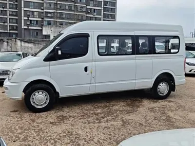 大通 V80 2023, 130000 км, за 74000 CNY
