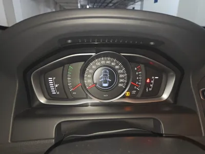 Volvo XC60 2017, 102600 км, за 65838.33 CNY - фото 12