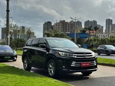 Toyota Highlander 2020, 121000 км, за 94300 CNY