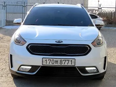 Kia Niro 2018, 126102 км, за 10800000 KRW - фото 3