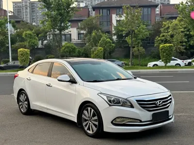 Hyundai Mistra 2015, 204000 км, за 23800 CNY
