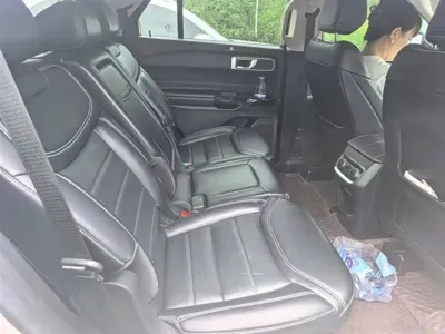 Ford Explorer 2023, 39000 км, за 212000 CNY - фото 8