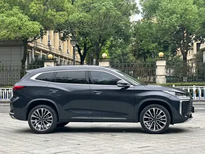 EXEED Lingyun 2025, 10000 км, за 79800 CNY