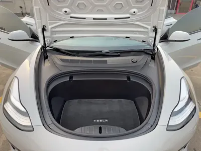 Tesla Model 3 2019, 96000 км, за 89800 CNY - фото 17